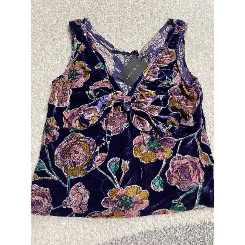 NWT Victor Victoria women's size L front knot sleeveless purple velvet blouse